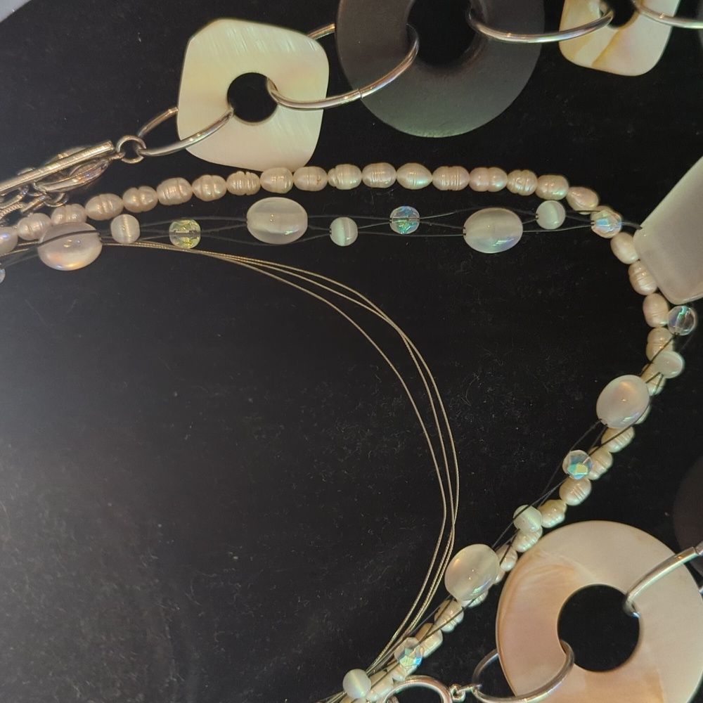 3 necklace bundle - Picture 4 of 10